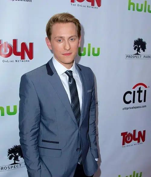 AMC Alum Eric Nelsen Dishes on His Time on All My Children, What’s Coming Up on The Bay, Joining General Hospital, Upcoming Projects & More!
