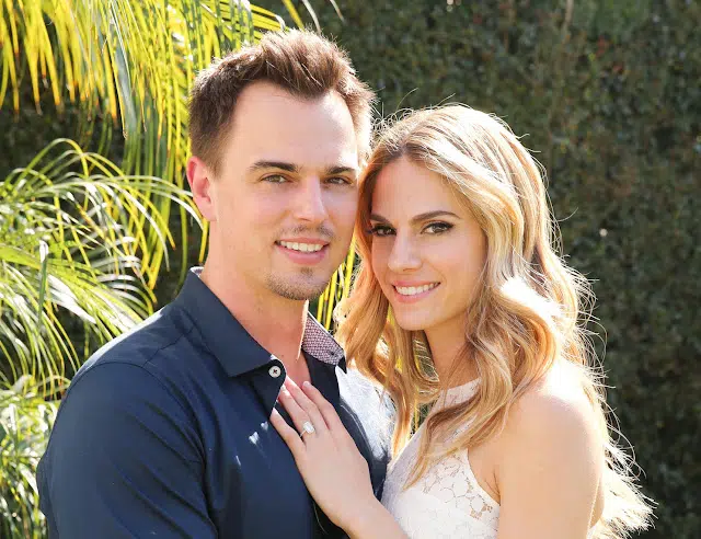 B&B’s Darin Brooks & Wife Kelly Kruger Celebrate 1st Wedding Anniversary!