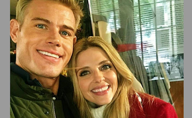 Jen Lilley & Trevor Donovan Star In Hallmark’s USS Christmas!