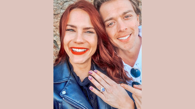 Soap Stars Chad Duell & Courtney Hope Engaged!