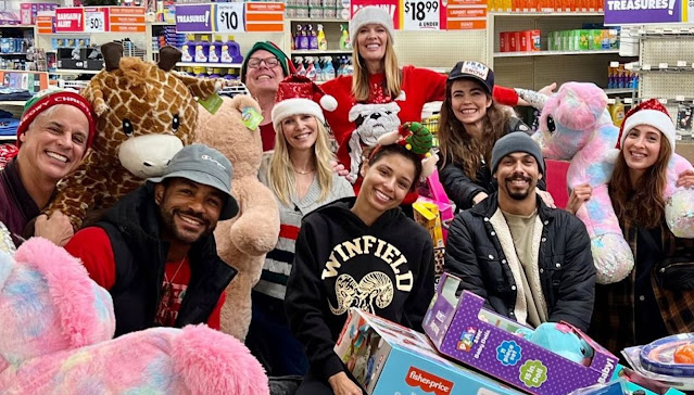 The Young and the Restless Cast Spread Christmas Cheer to the Kids
