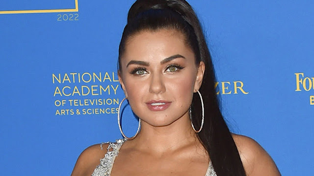 Victoria Konefal Gets New Gig!