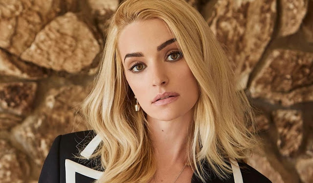 Brianne Howey Announces Pregnancy