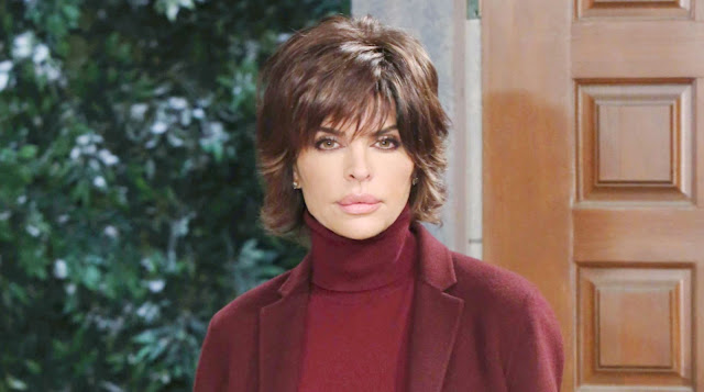 Lisa Rinna Set to Star In American Horror Stories Season 3