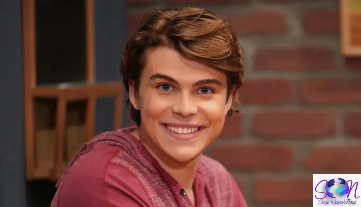 William Lipton Returns to General Hospital