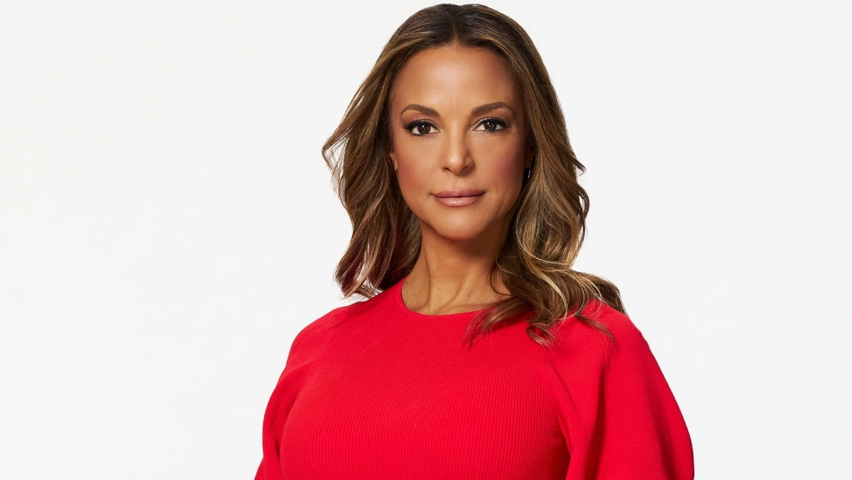Eva LaRue Shares Important Notice