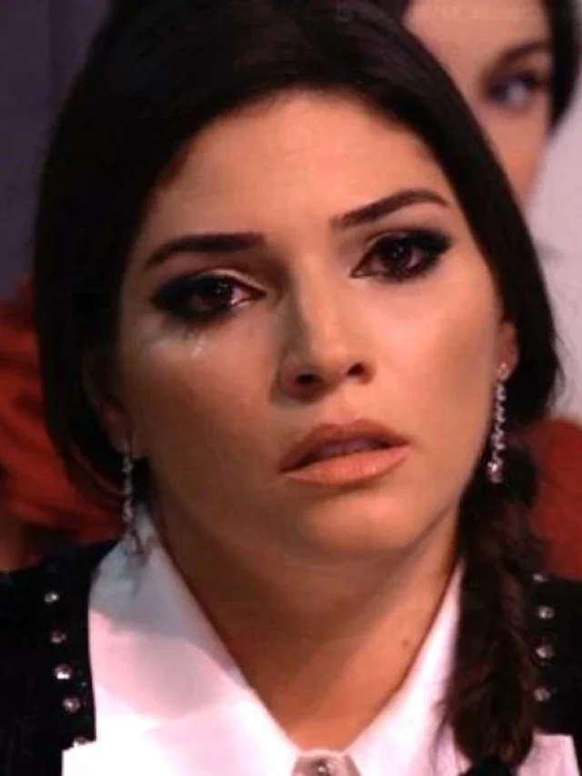 Amanda Setton Crowned as the Performer of the Week