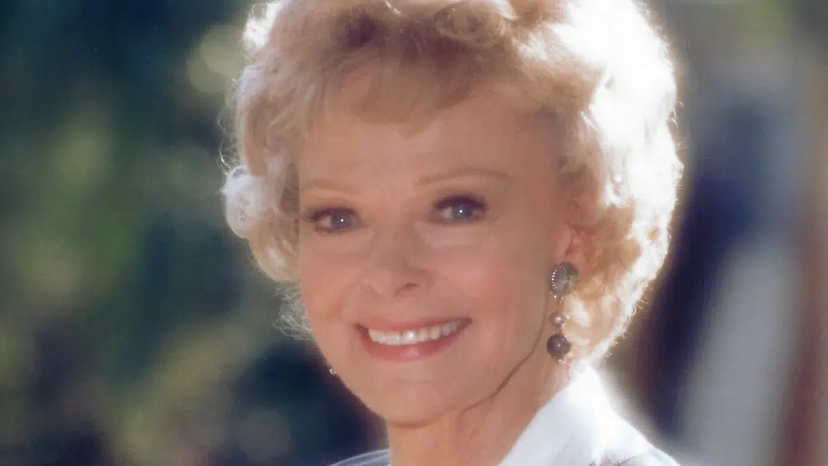 Beloved ‘Lassie’ and ‘Lost in Space’ Star June Lockhart Dies at 100