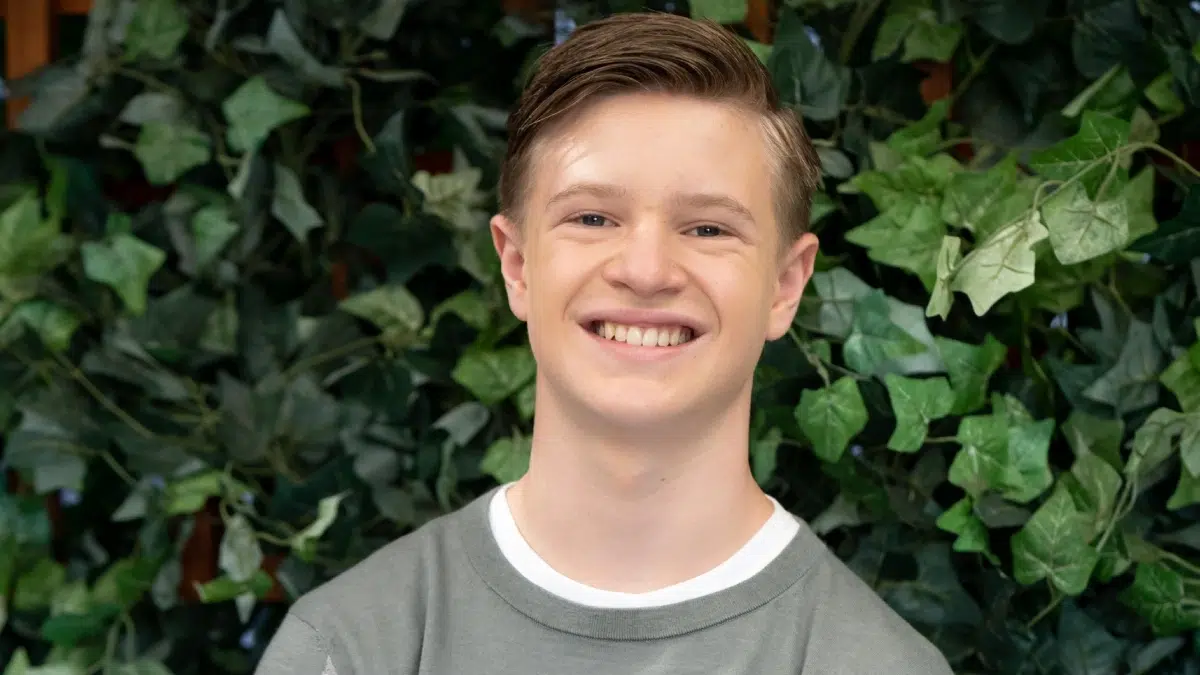 Paxton Mishkind Drops New Edgy Song with Sundry Band