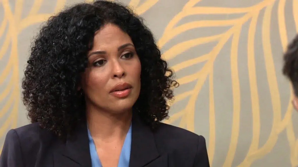 Blythe Howard as Monet meeting with Chase on General Hospital