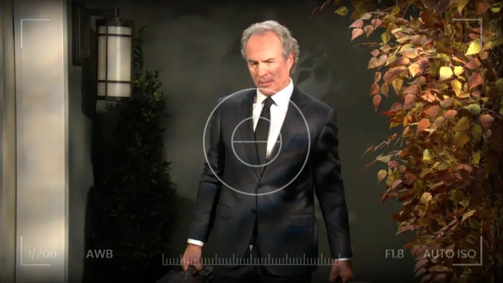 Steve spies on george on days of our lives