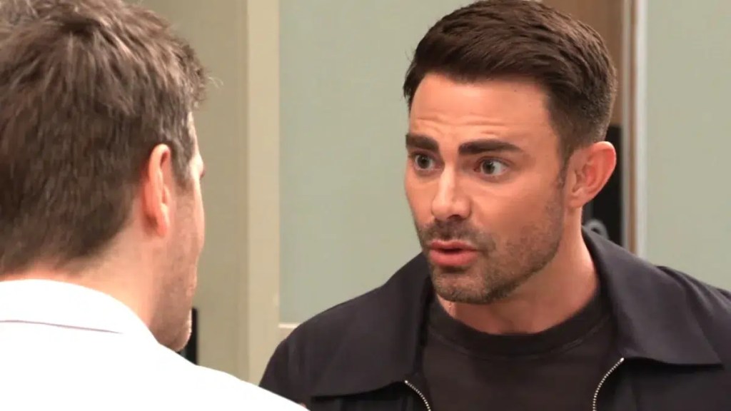 joe at the hospital talks to lucas on general hospital